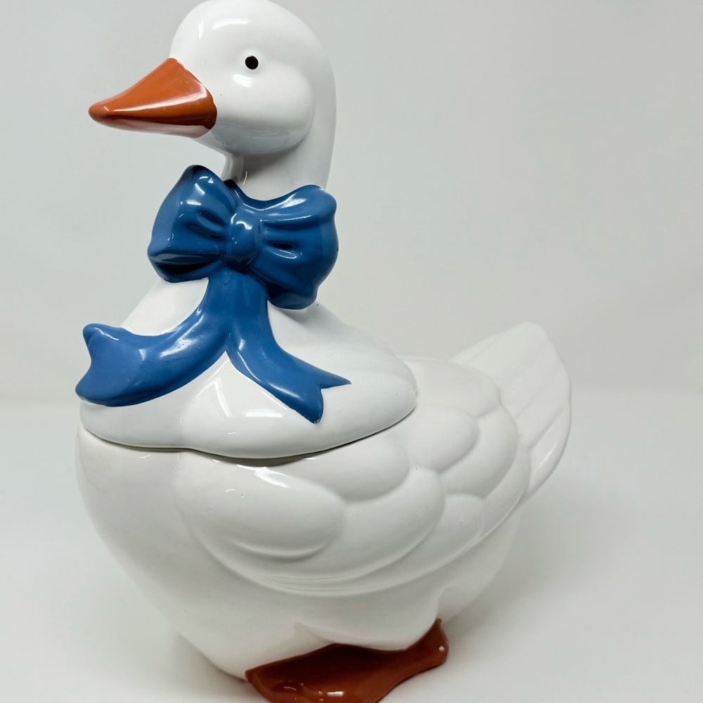 Vintage 1980’s Mother Goose Ceramic Cookie Jar